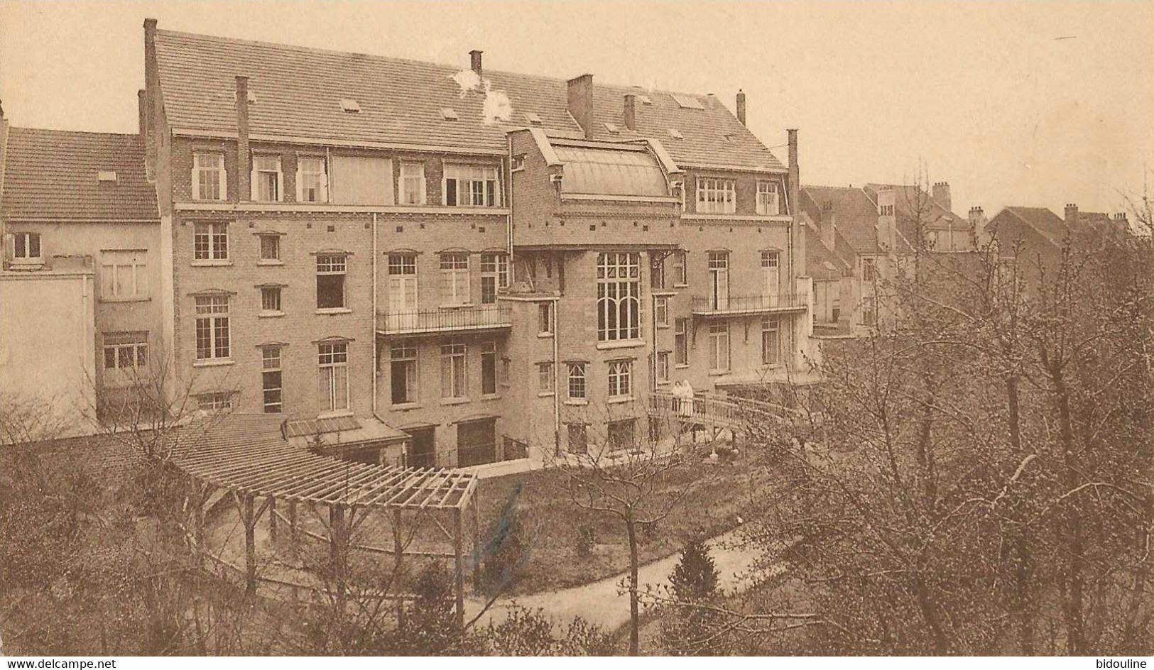 CPA-Onstitut Chirurgical Saint-Joseph- Avenue Jules Malou " - Etterbeek