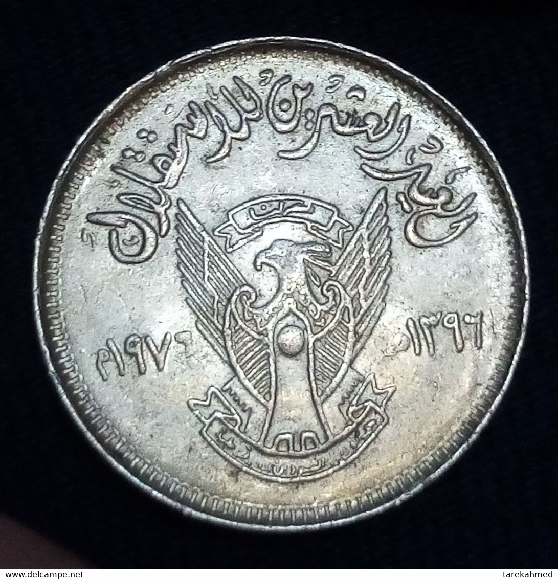 Sudan , V Rare 2 Qirsh (1976) Commemorative Coin: 20th Anniversary Of Independence  , Gomaa - Soudan