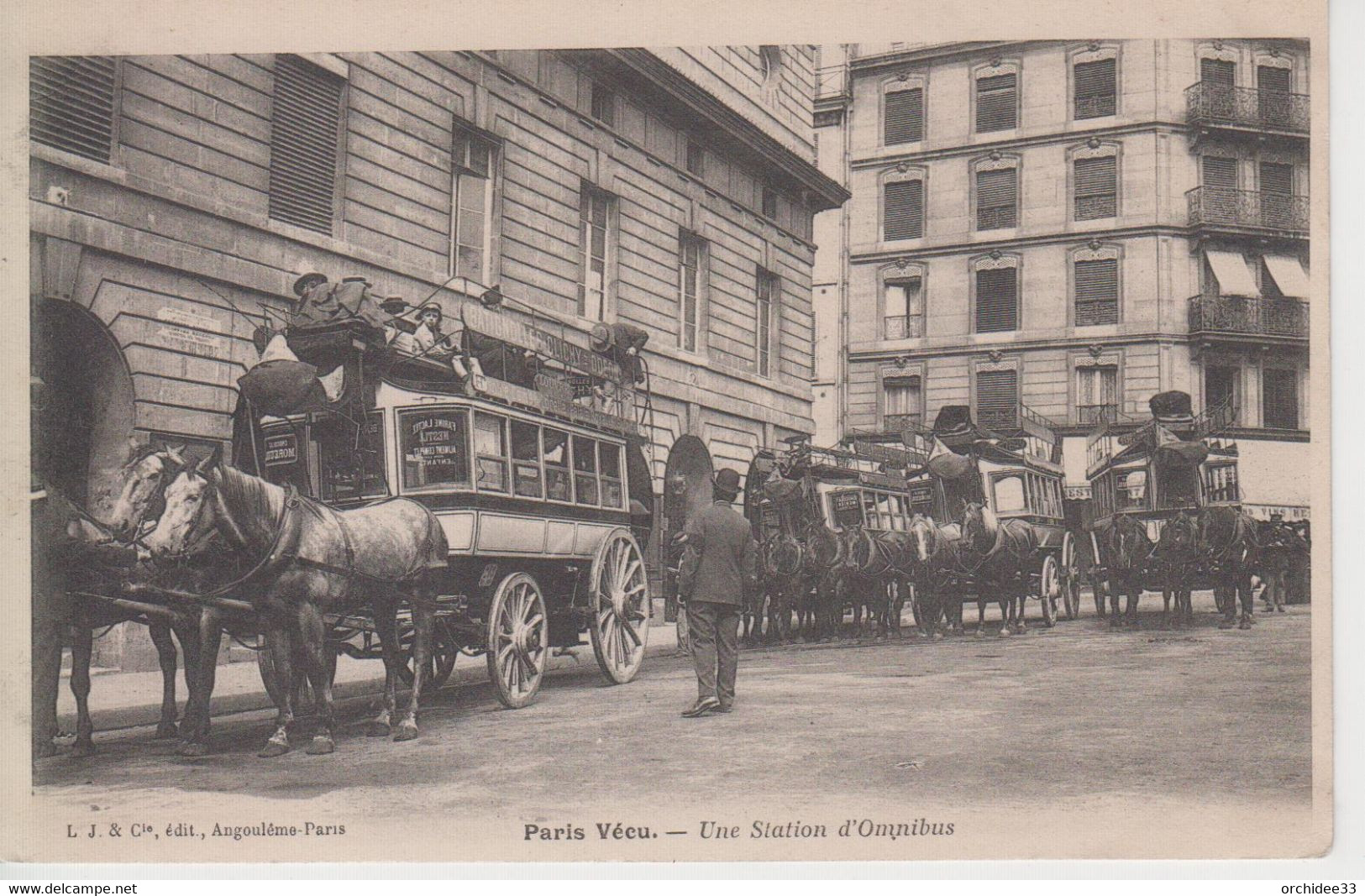 CPA Précurseur Paris - Paris Vécu - Une Station D'Omnibus (très Beau Plan) - Transport Urbain En Surface