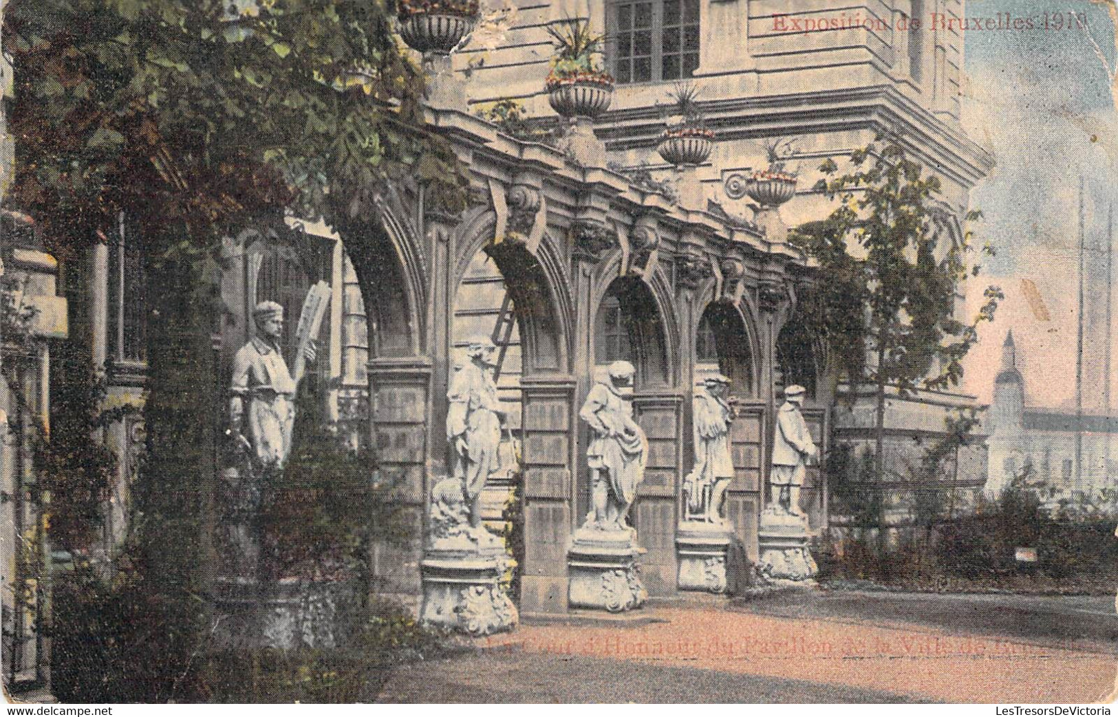 CPA Exposition De Bruxelles 1910 - La Cour D'Honneur Du Pavillon De La Ville De Bruxelles - Exposiciones Universales