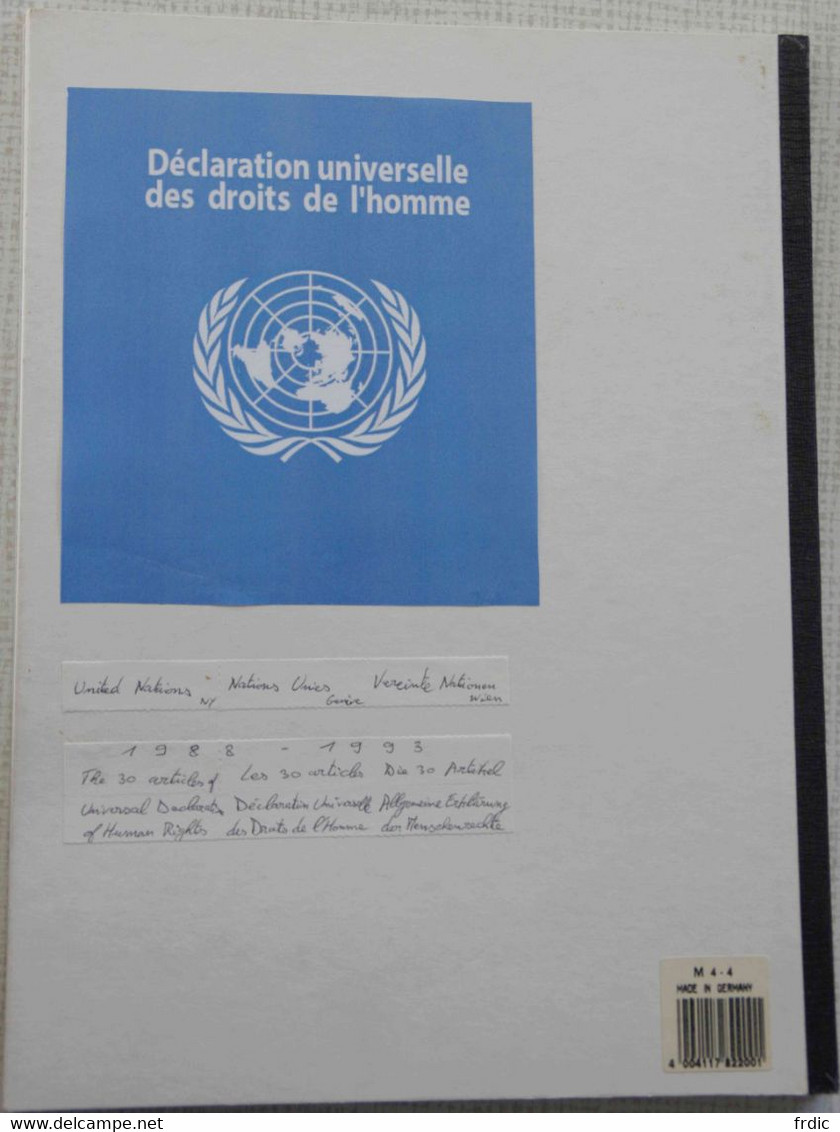 Les 30 articles Déclaration Universelle des Droits de l'Homme + tous les timbres et blocs dans un livre-album