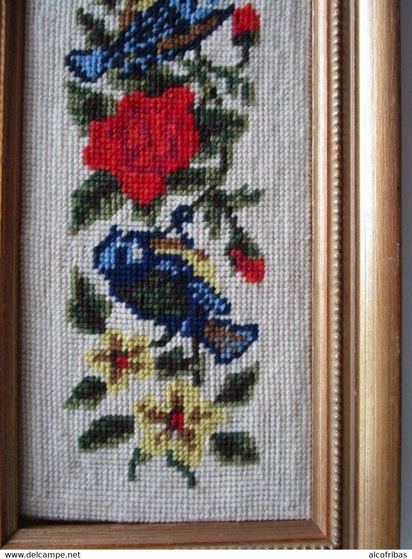 Tapisserie Canevas Oiseaux Fleurs Dans Cadre Doré - Rugs, Carpets & Tapestry