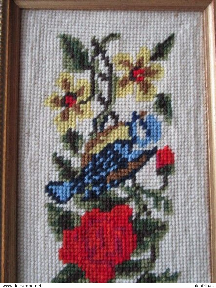 Tapisserie Canevas Oiseaux Fleurs Dans Cadre Doré - Rugs, Carpets & Tapestry