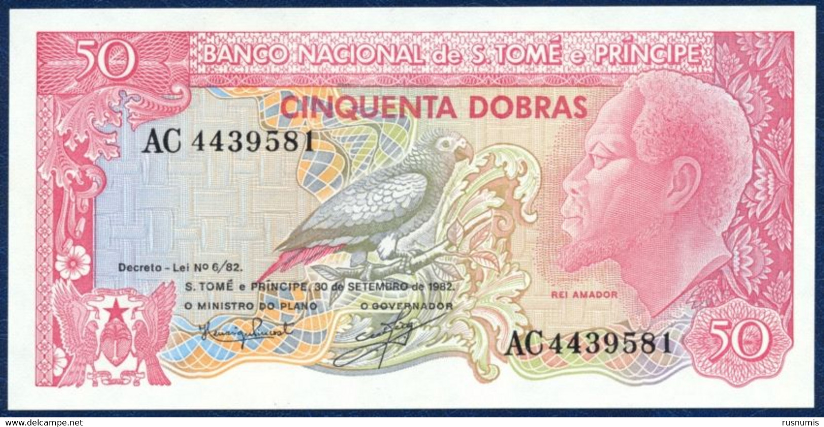 SAN TOME - SAO TOME AND PRINCIPE - ST. THOMAS 50 DOBRAS PICK-56 BIRD African Grey Parrot - Eroded Volcano 1982 UNC - Sao Tome En Principe