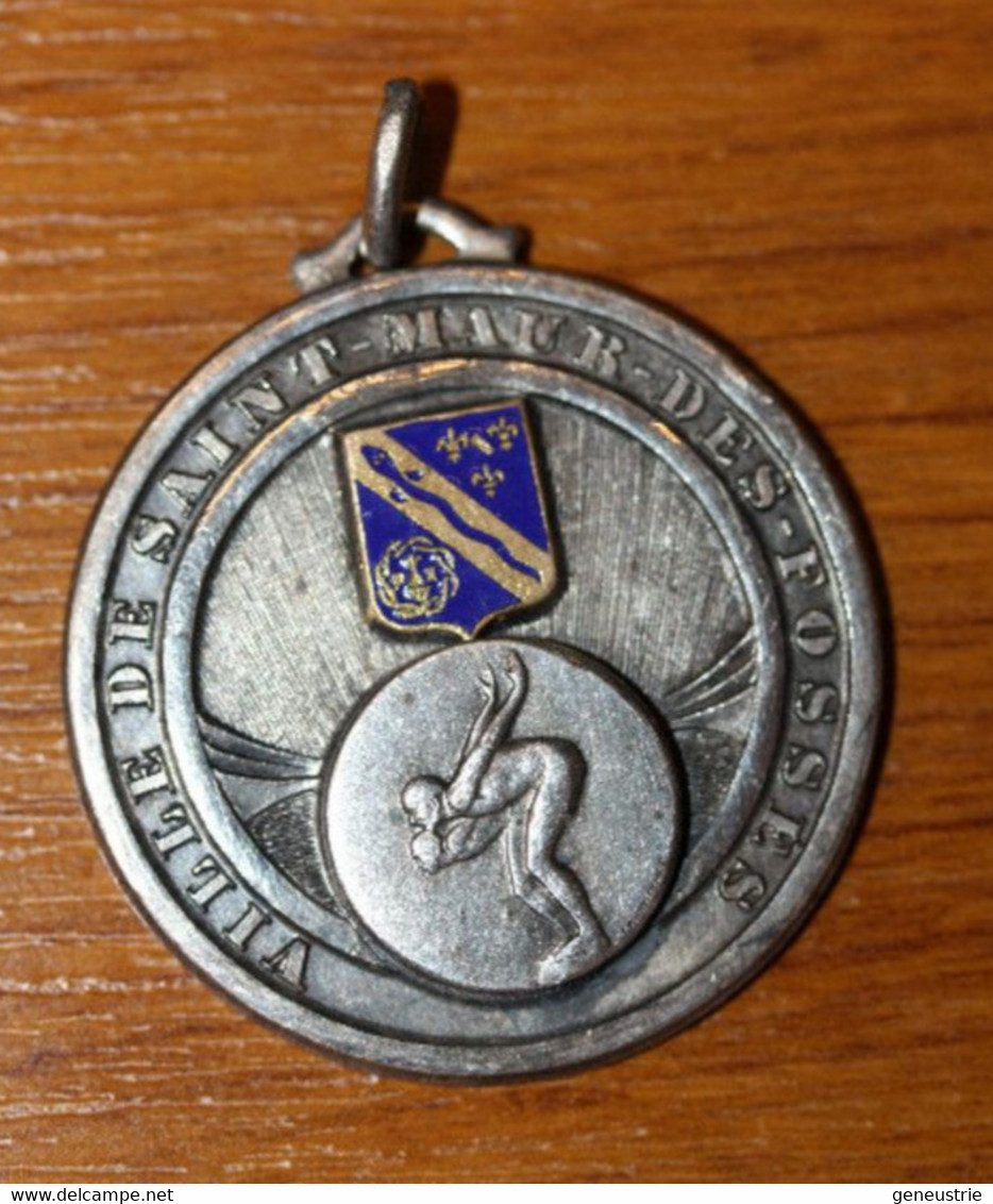 Belle Médaille Récompense De Natation "Ville De Saint Maur-des-Fossés" - Schwimmen