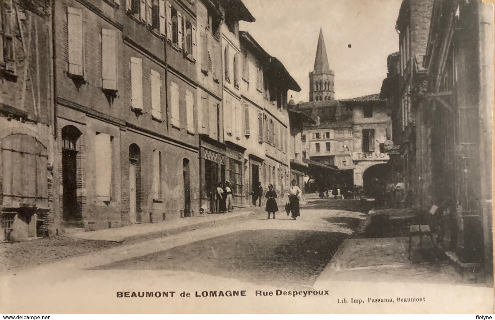 Beaumont De Lomagne - La Rue Despeyroux - Débit De Tabac Tabacs - Beaumont De Lomagne