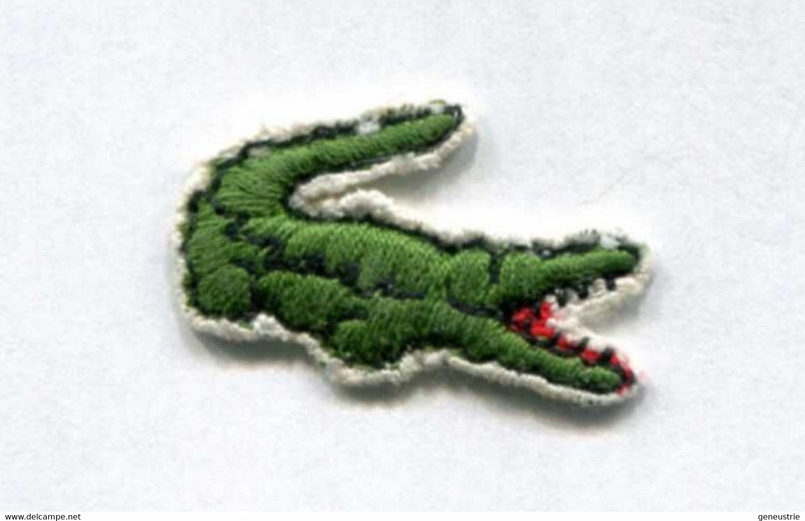 Ecusson Tissus Neuf "Crocodile Lacoste" Tennis - Abbigliamento, Souvenirs & Varie