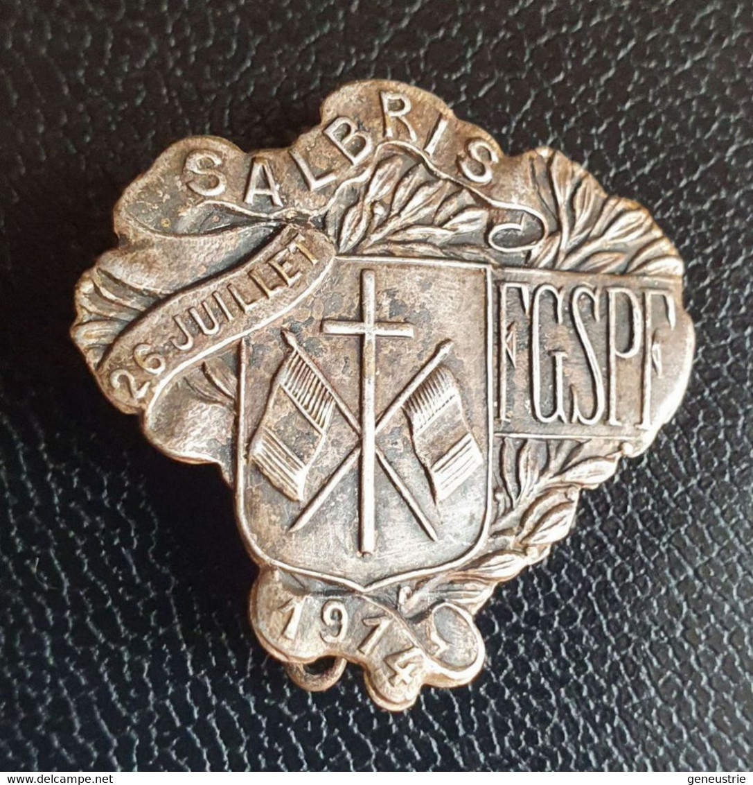 Insigne De Col Ancien De Gymnastique "Salbris 1914 - FGSPF (Fédération Gymnastique Et Sportive Des Patronages De France) - Gymnastics