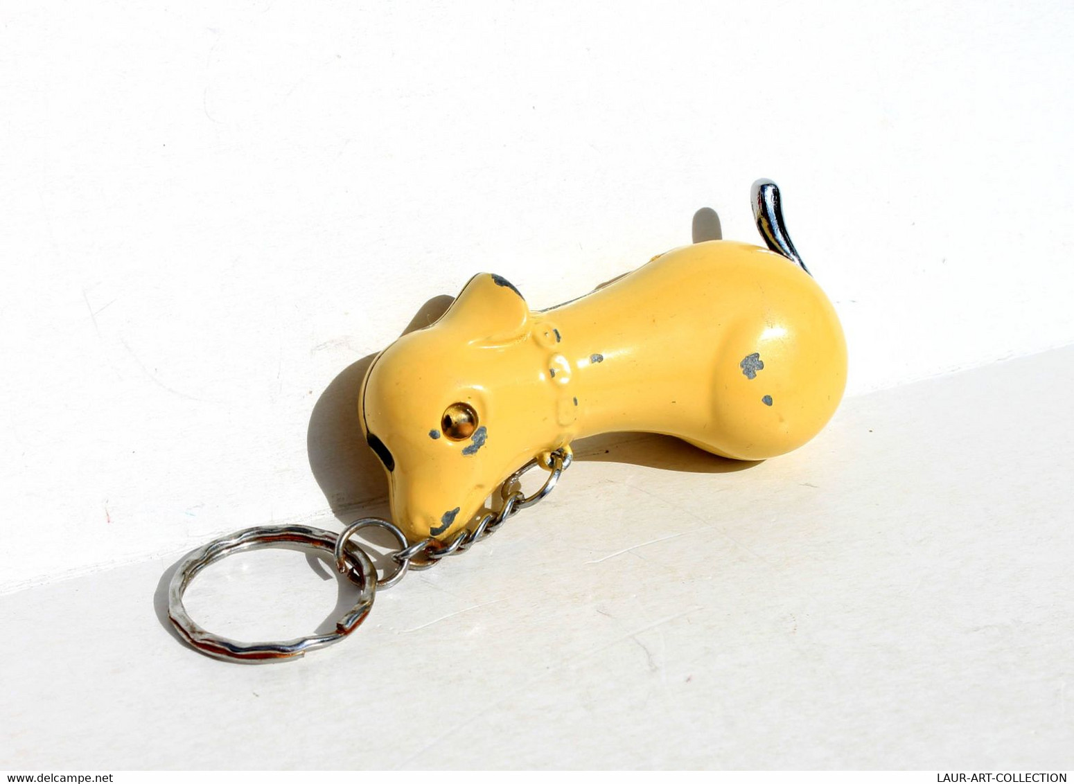 RARE BRIQUET FANTAISIE PORTE-CLÉ VINTAGE, ANIMAL CHIEN VACHE VEAU - RECHARGEABLE - VINTAGE LIGHTER             (2304.13) - Autres & Non Classés