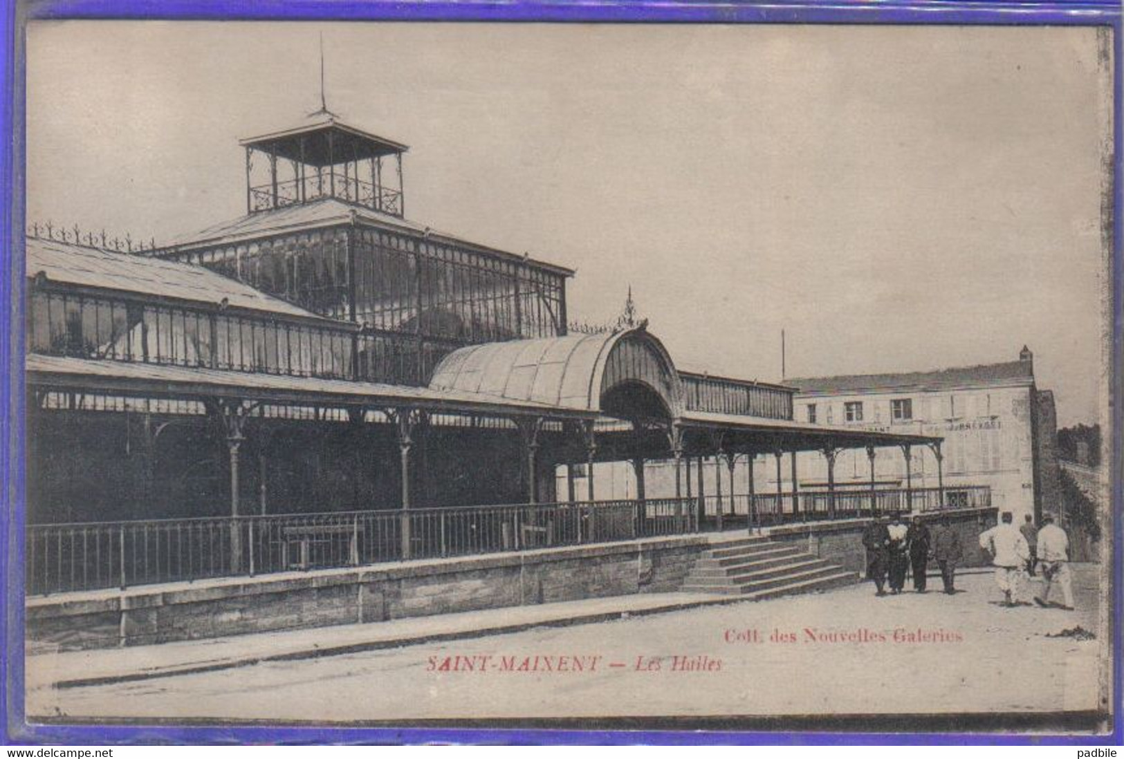 Carte Postale 79. Saint-Maixent  Les Halles   Très Beau Plan - Saint Maixent L'Ecole