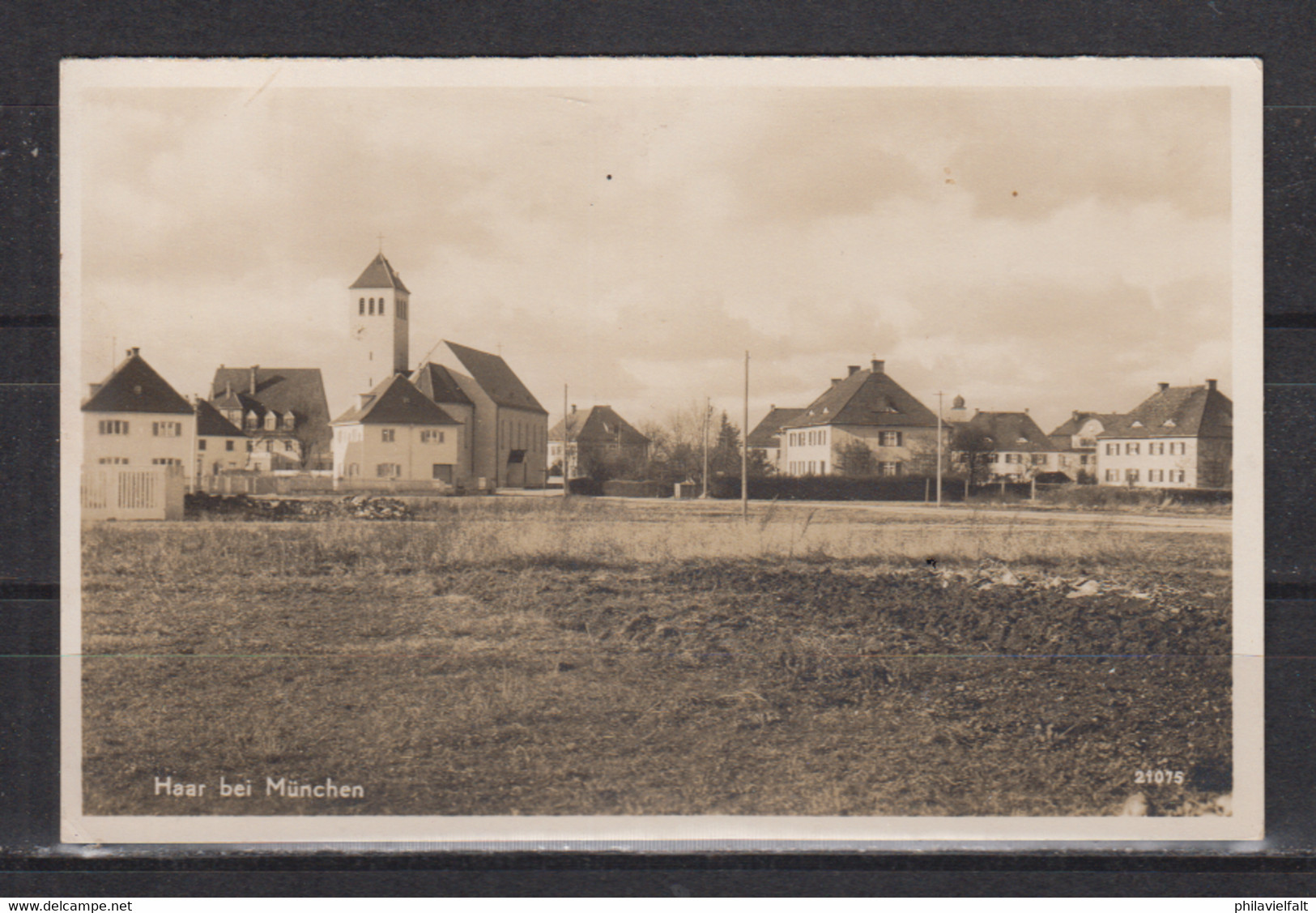 Bayern 1942 Fotokarte " Haar Bei München " (Ortsrand Mit Kirche/Häusern/Ackerfläche Etc ),  Gelaufen - Haar