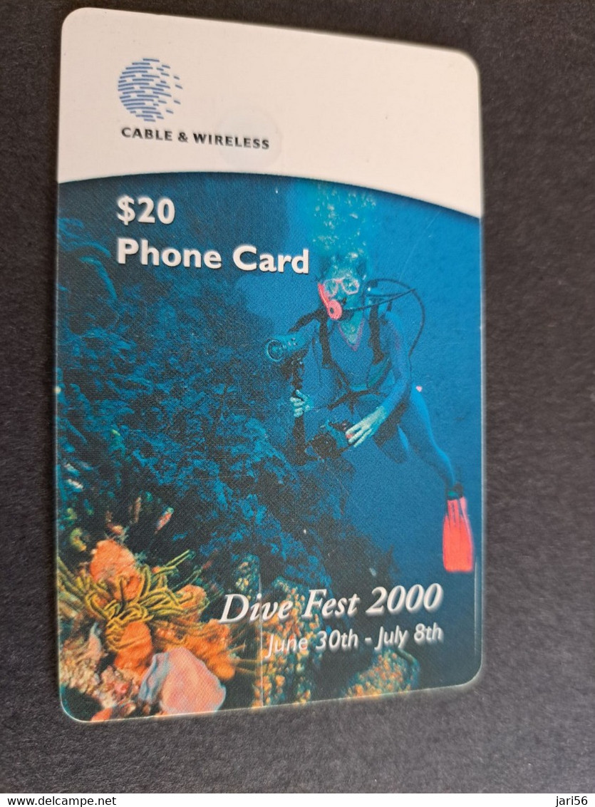 DOMINICA $ 20,- DIVE FEST  2000 /  DIVER  CHIPCARD    Fine Used Card  ** 10024 ** - Dominica