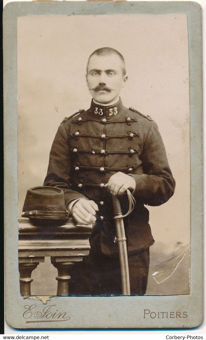 Cdv Portrait Militaire Nommé Gaston Pichon 33ème Régiment Artillerie Photographie E. Join à Poitiers Ca1890 / M190 - Genealogy