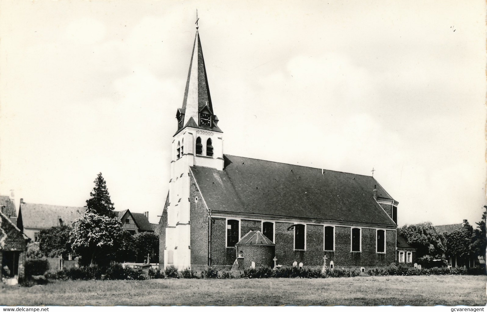 LEMBEKE   DE KERK   FOTOKAART        2 SCANS - Kaprijke