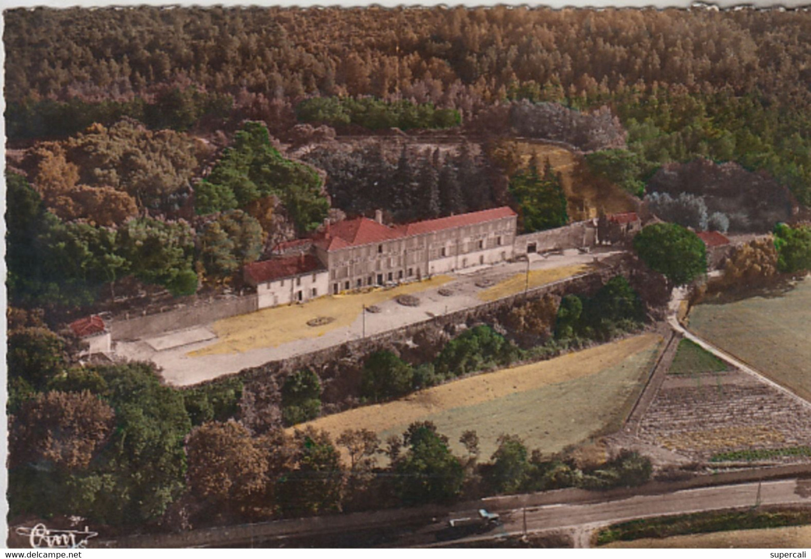 RT29.891 VAR SAINT-ZACHARIE VUE AERIENNE  SUR L'HOTEL DU MONT-VERT - Saint-Zacharie