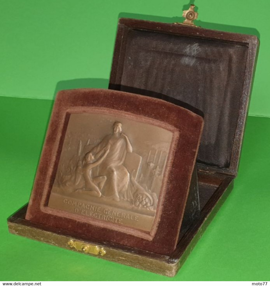 RARE Coffret Et Médaille Du Travail EDF Pour 25 Années -Bronze- Compagnie Générale D'électricité FRANCE Blin - Vers 1900 - Professionnels / De Société