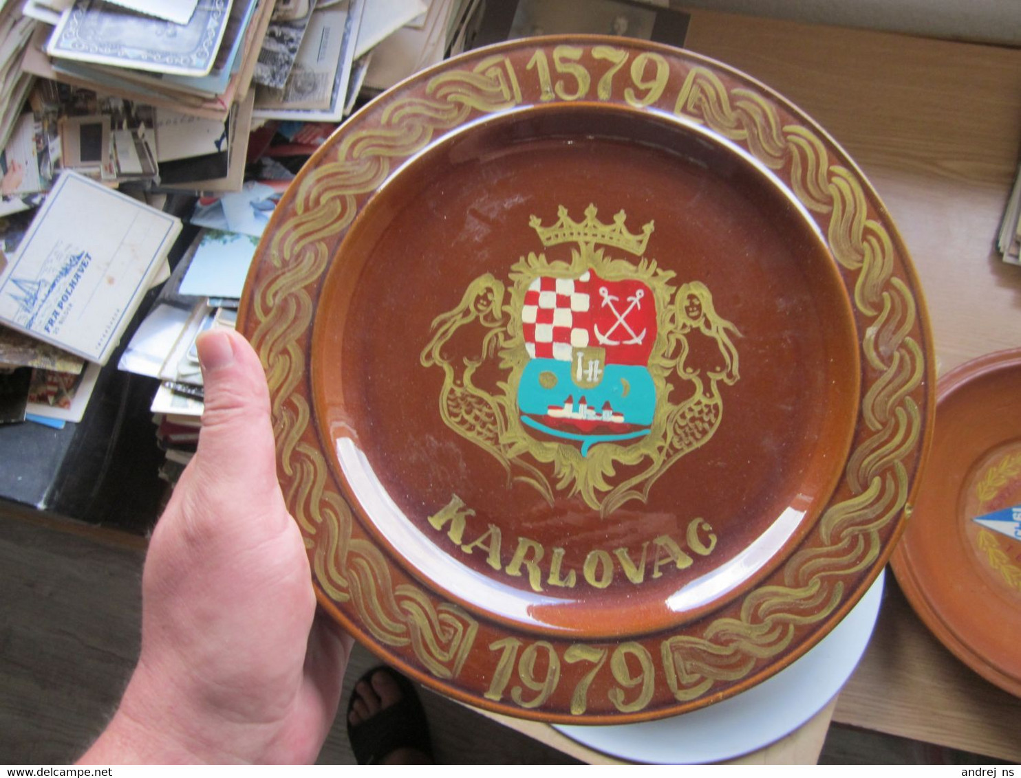 Karlovac Hand-painted Wall Plate Grab Heraldry Karlovac With The Signature Of The Author Petar Grgec - Sonstige & Ohne Zuordnung