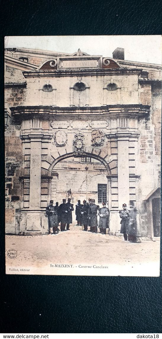 79 ,saint Maixent , Entrée De La Caserne Canclaux - Saint Maixent L'Ecole