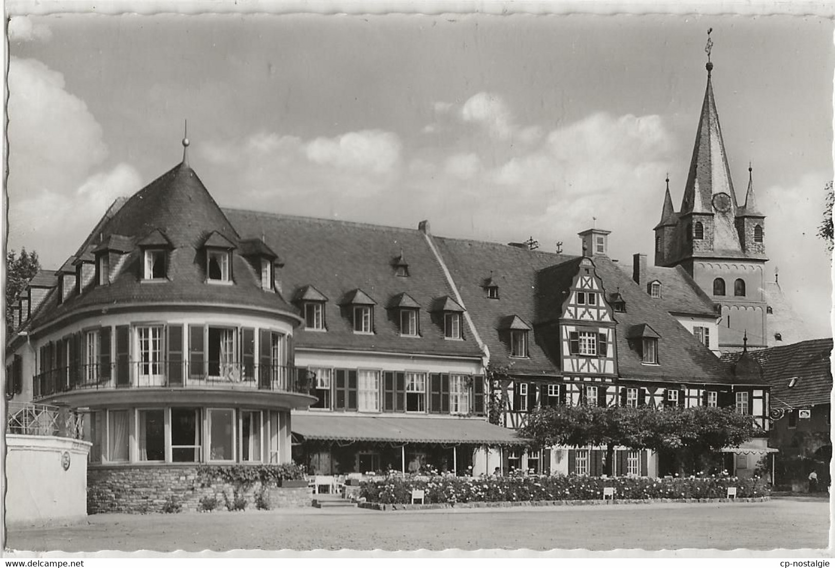 OESTRICH HOTEL SCHWAN - Oestrich-Winkel