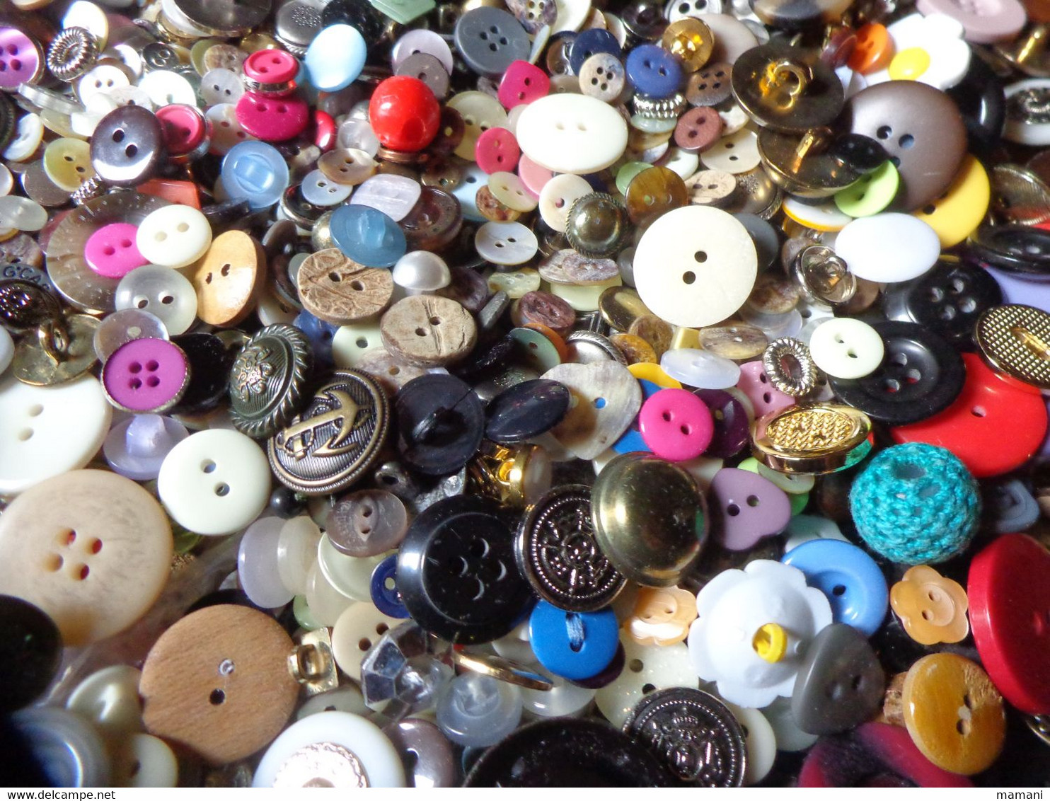 1 Kg De Boutons (plastique-metal-nacre) Pour Loisirs Creatifs - Buttons