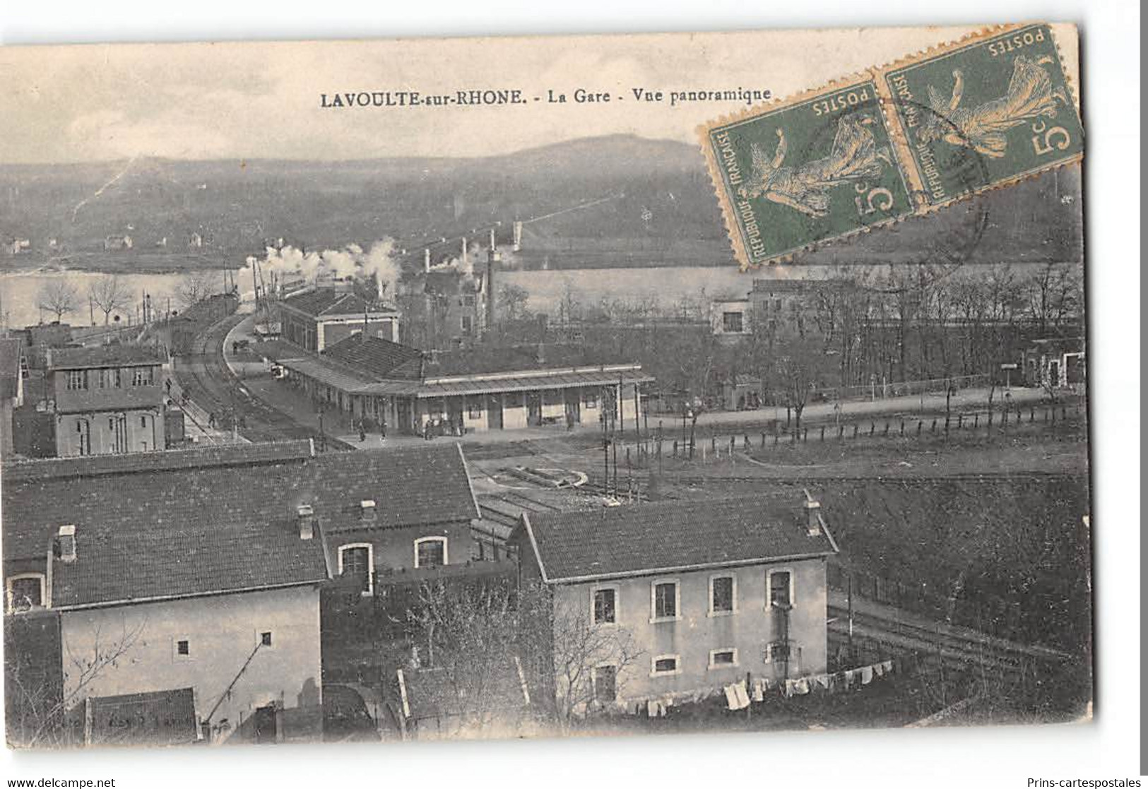 CPA 07 La Voulte Sur Rhône La Gare Le Train - La Voulte-sur-Rhône