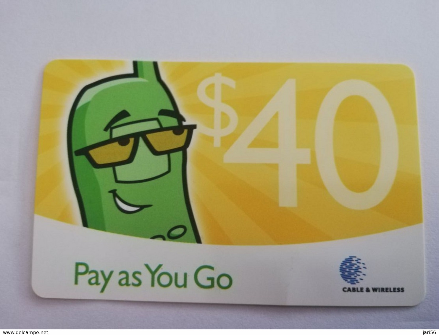 DOMINICA  $40,- PAY AS YOU GO  WITH TEXT DOMINICA RIGHT CORNER ** 10053 ** - Dominique