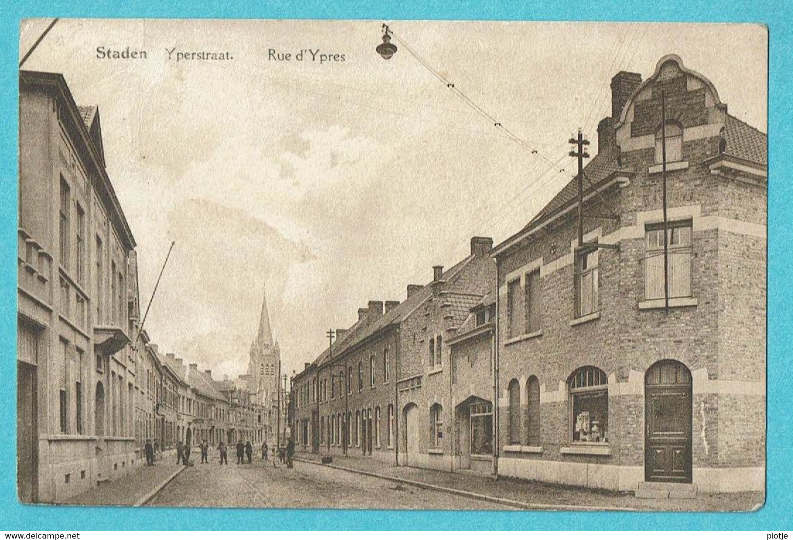 * Staden (West Vlaanderen) * (Uitg Alb. Flamand - Le Roy) Ieperstraat, Rue D'Ypres, église, Animée, Yperstraat, Old - Staden