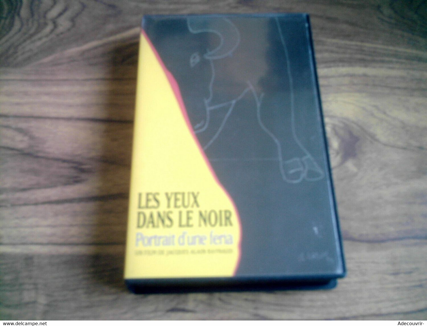 Cassette Vidéo Vhs Yeux Dans Le Noir Féria Corrida Tauromachie Raynaud - Documentary