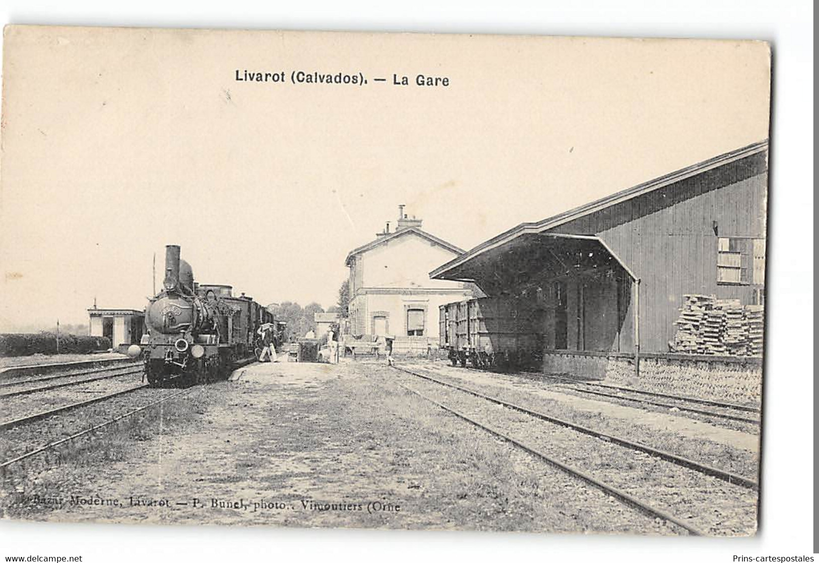 CPA 14 Livarot La Gare Train - Livarot