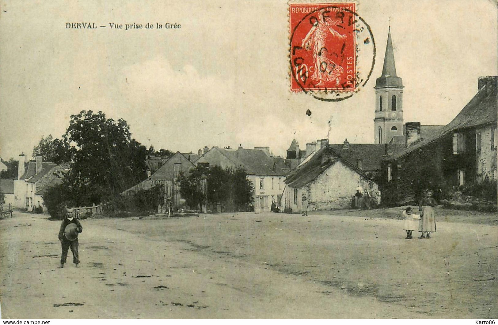 Derval * 1907 * Vue Prise De La Gare * Villageois Place - Derval