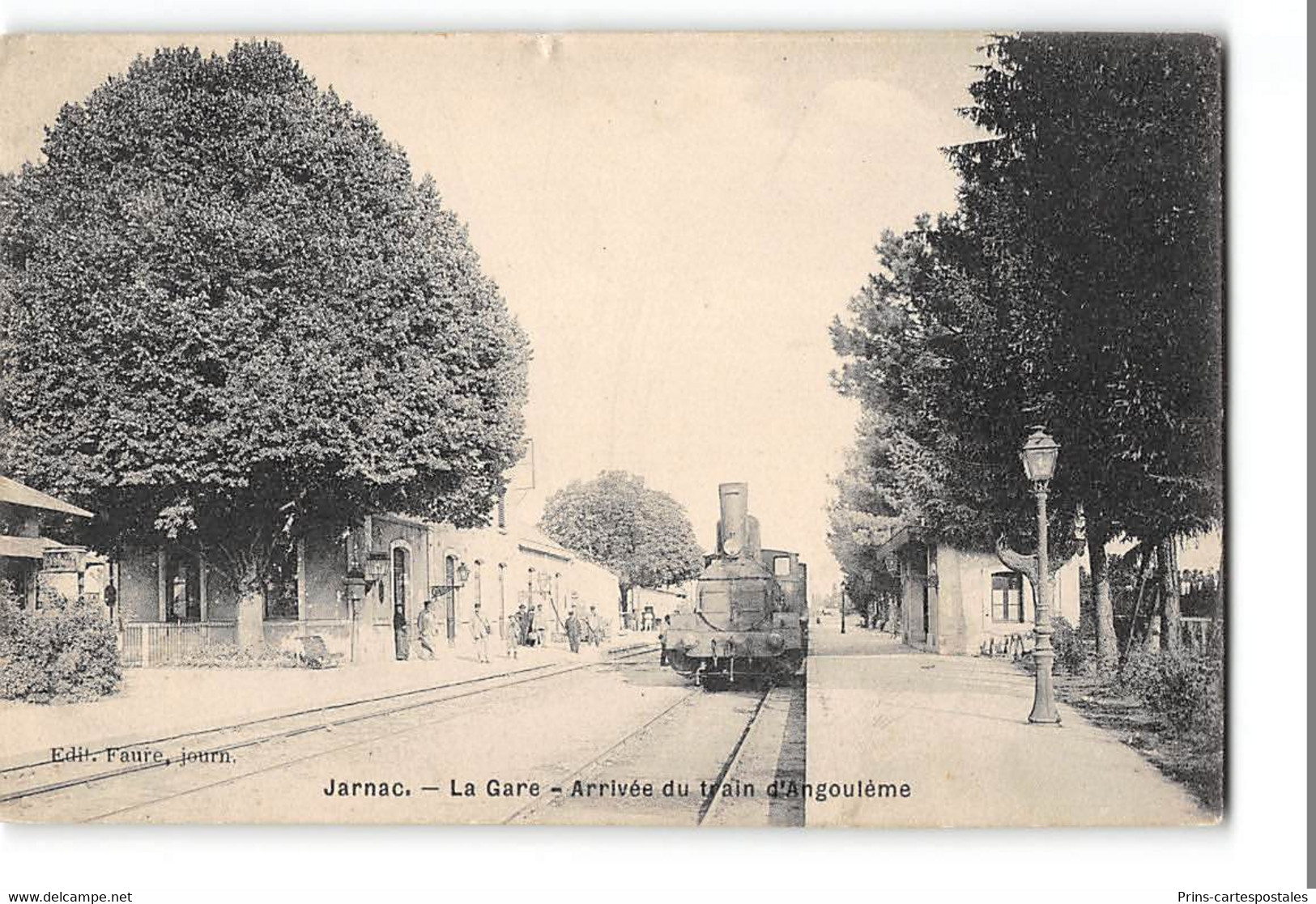 CPA 16 Jarnac La Gare Train - Jarnac