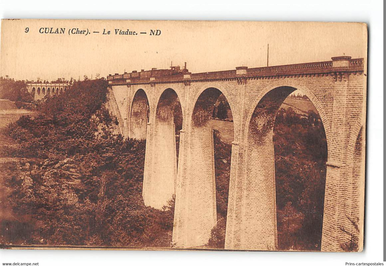 CPA 18 Culan Le Viaduc Train - Culan