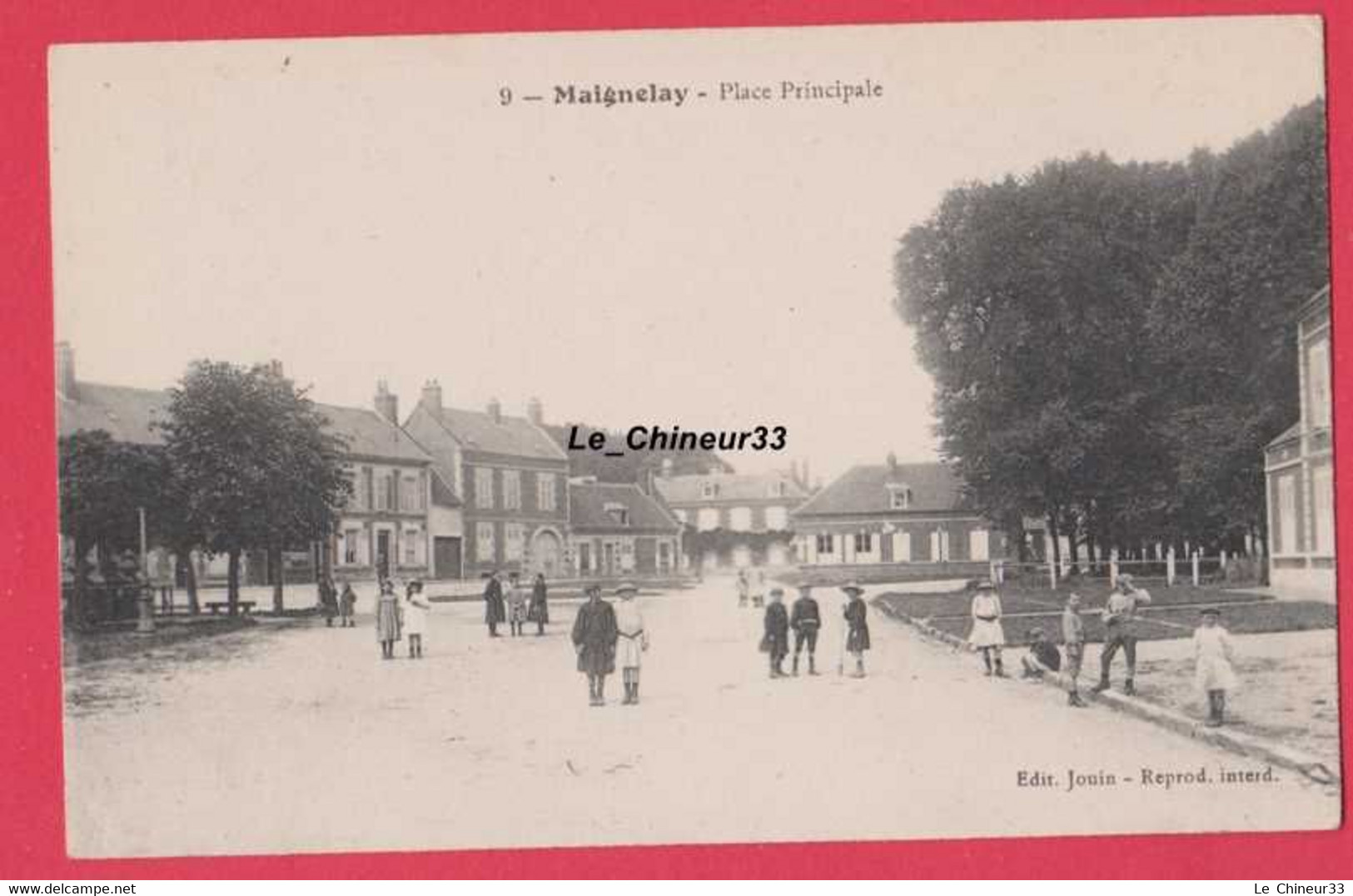 60 - MAIGNELAY-----Place Principale-----animé - Maignelay Montigny