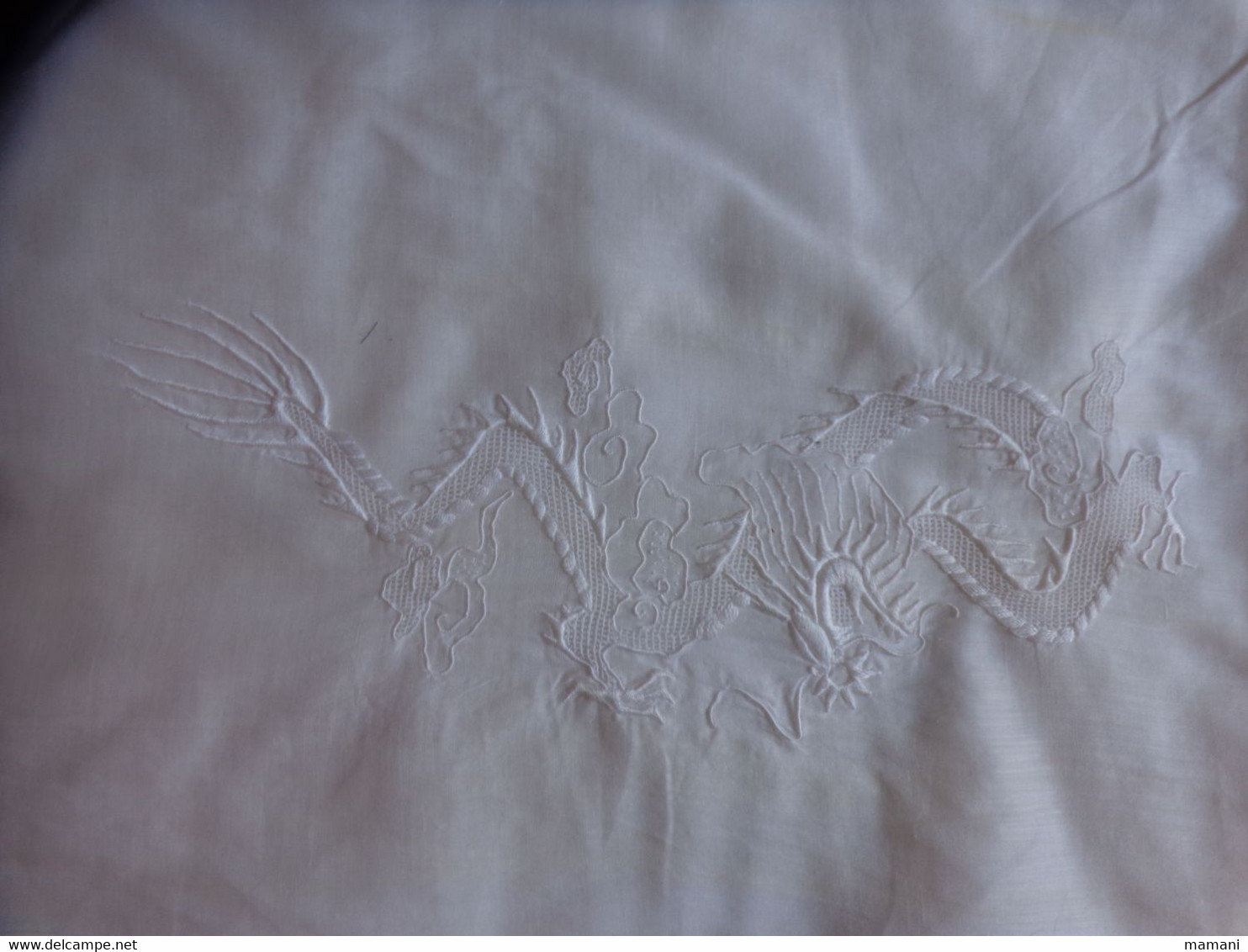 Piece De Tissu Belle Broderie Dragon Pour Loisirs Creatifs - Spitzen Und Stoffe