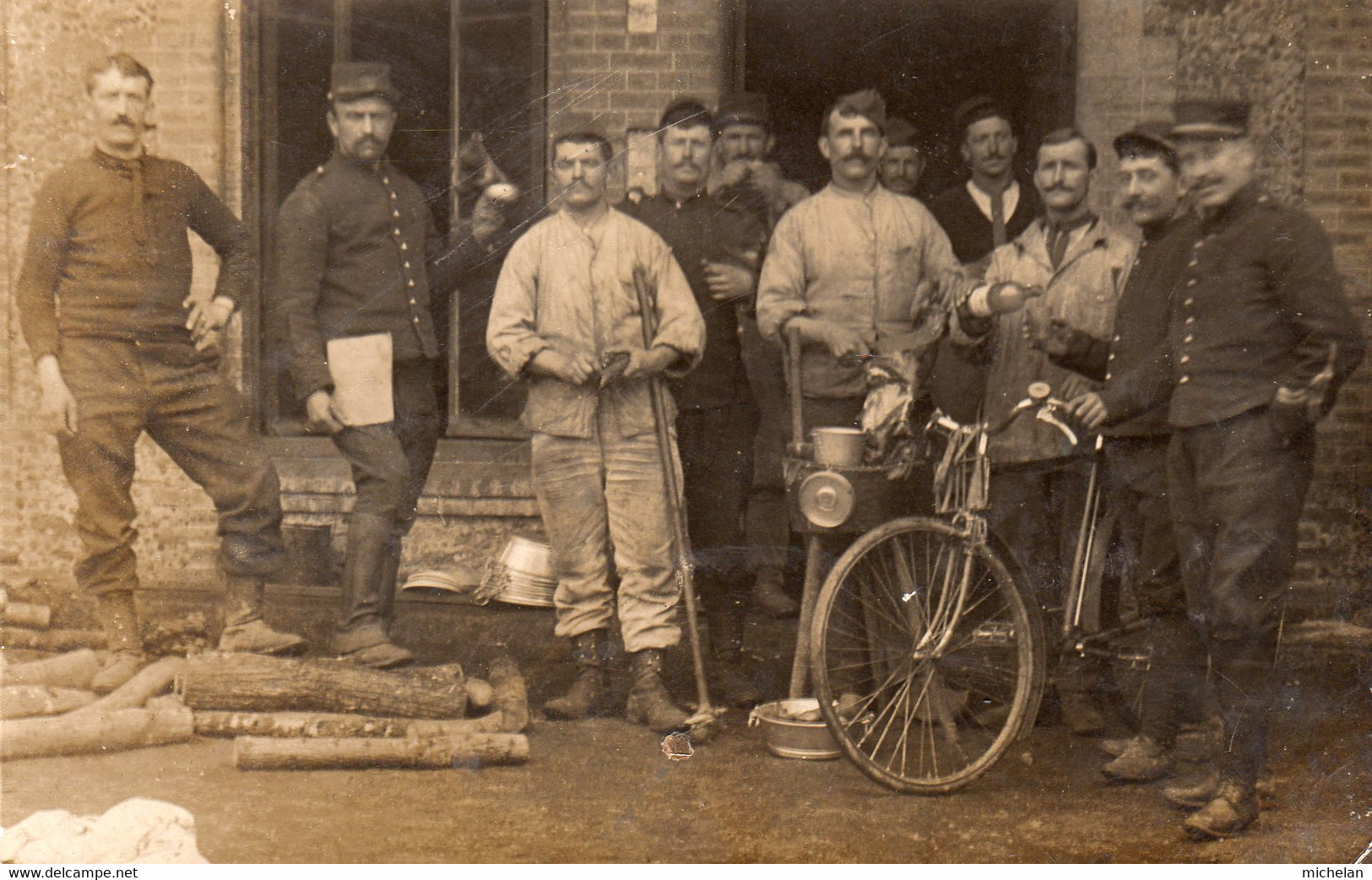 CPA    PHOTO  FAMILLE RAVAIS - Saint Paterne