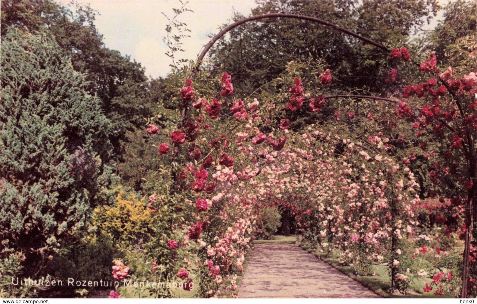 Uithuizen Menkemaborg Rozentuin C1906 - Uithuizen