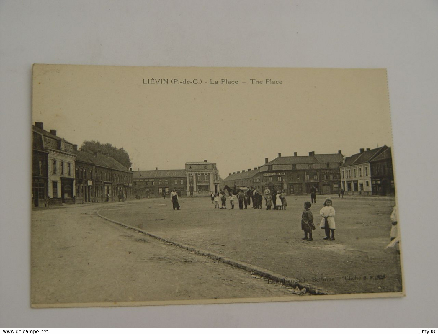 PAS DE CALAIS-LIEVIN-LA PLACE ANIMEE  ED FAUCHOIS - Lievin