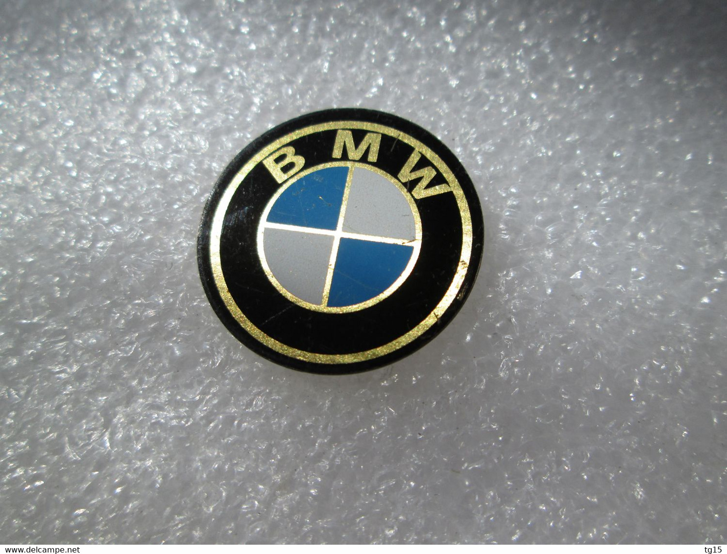 PIN'S      LOGO  BMW  Ø 22mm - BMW