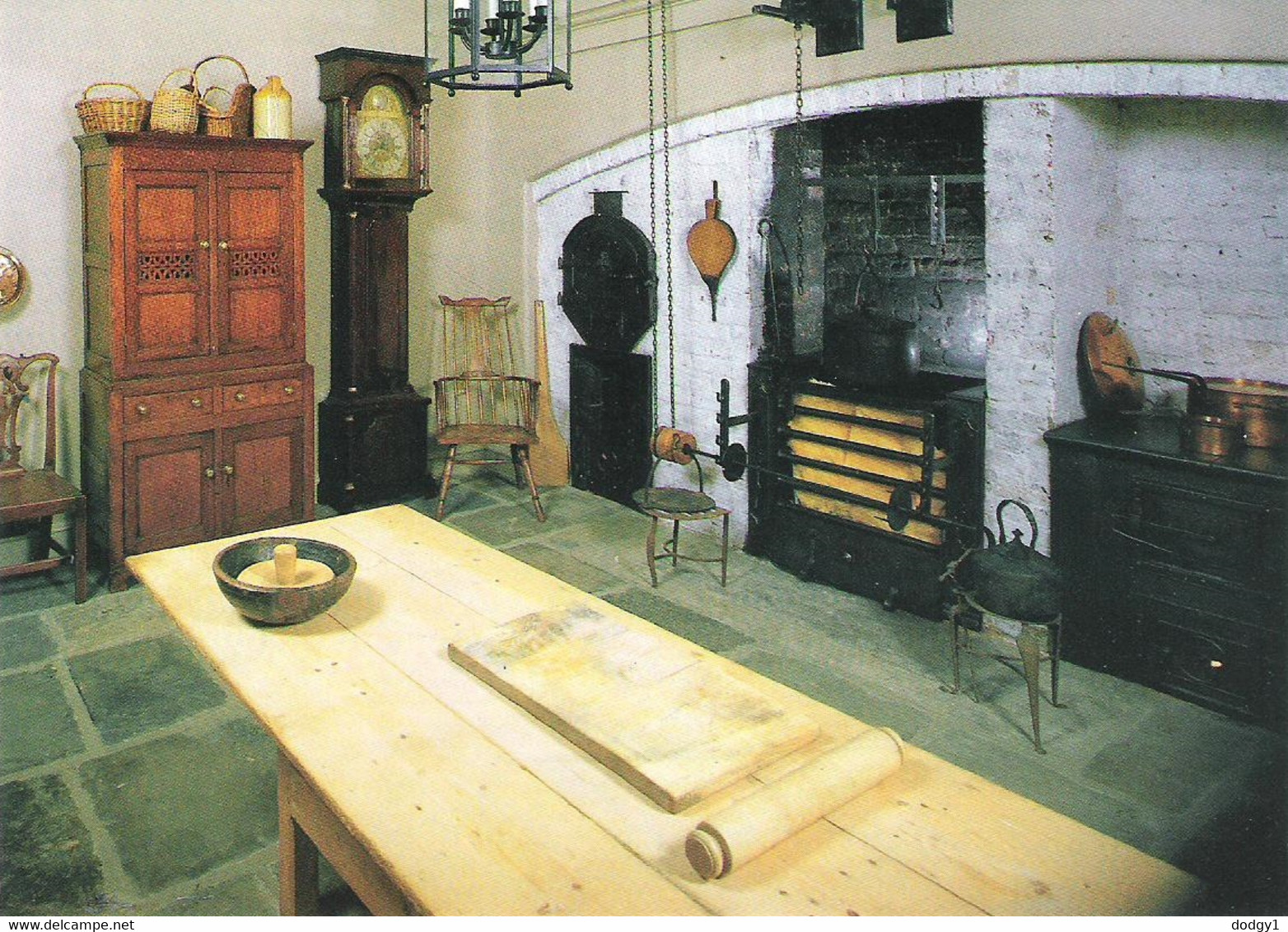 THE KITCHEN, FAIRFAX HOUSE, CASTLEGATE, YORK, ENGLAND. UNUSED POSTCARD Kw5 - York