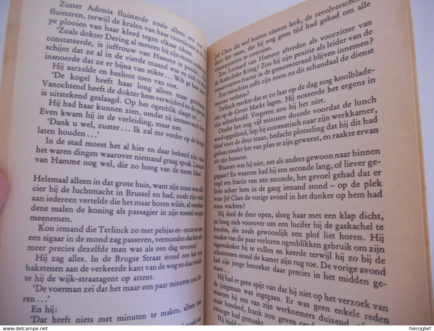 DE BURGEMEESTER VAN VEURNE Door Georges Simenon - Literature