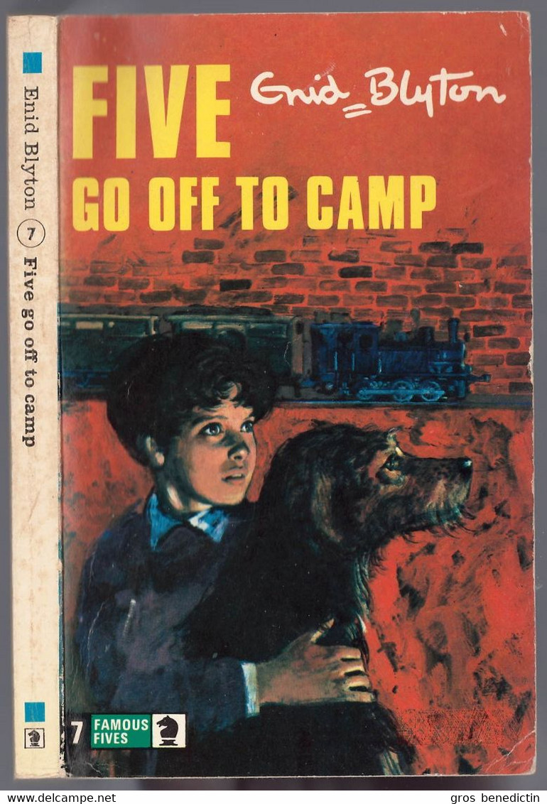 Hodder & Stoughton - Knight Books - Enid Blyton - Famous Five N°7 -  "Five Go Off To Camp" - 1977 - Science Fiction