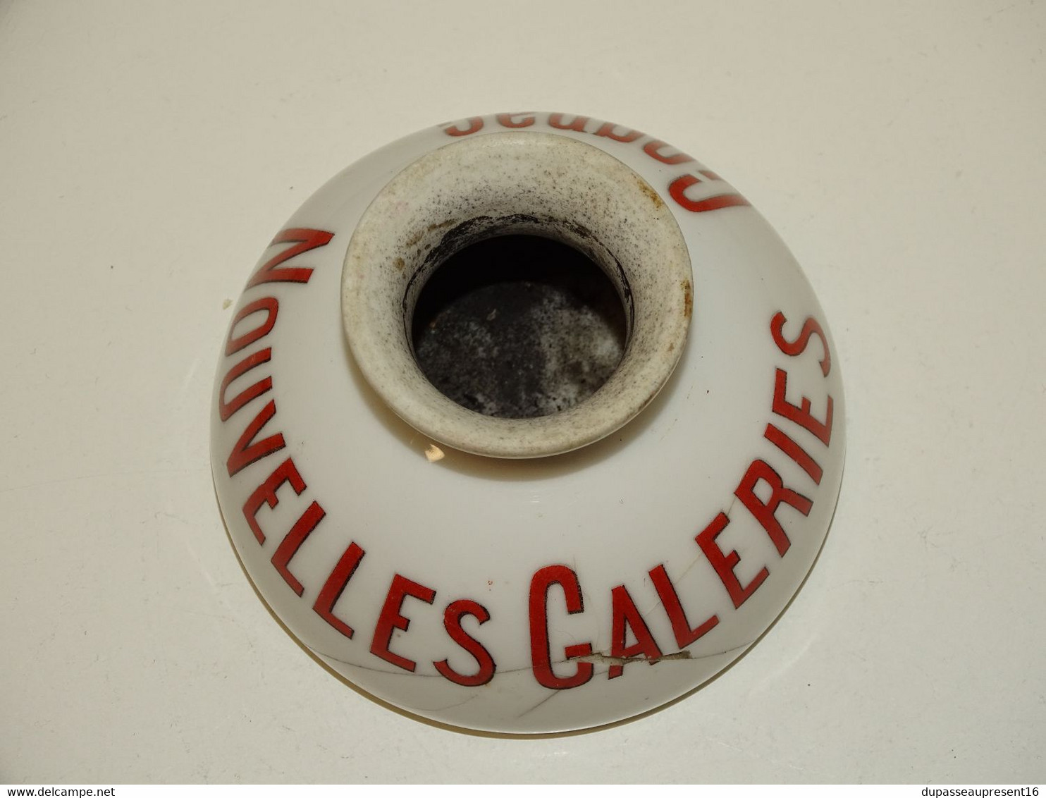 *ANCIEN ENCRIER PORCELAINE PUBLICITE NOUVELLES GALERIES COGNAC Jus De Grenier    E - Inkwells