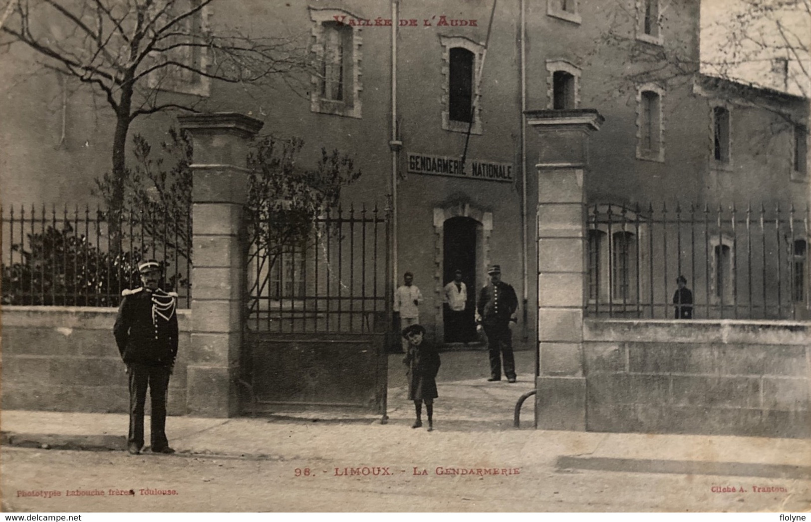 Limoux - La Caserne De La Gendarmerie Nationale - Les Gendarmes - Limoux