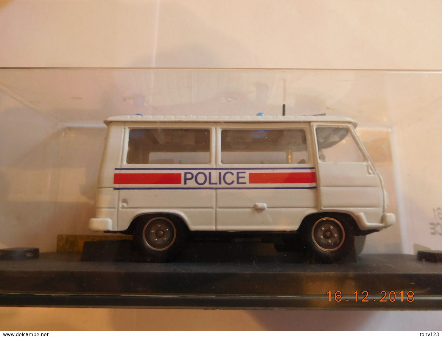 VEREM:Peugeot J 9 POLICE - Altri & Non Classificati