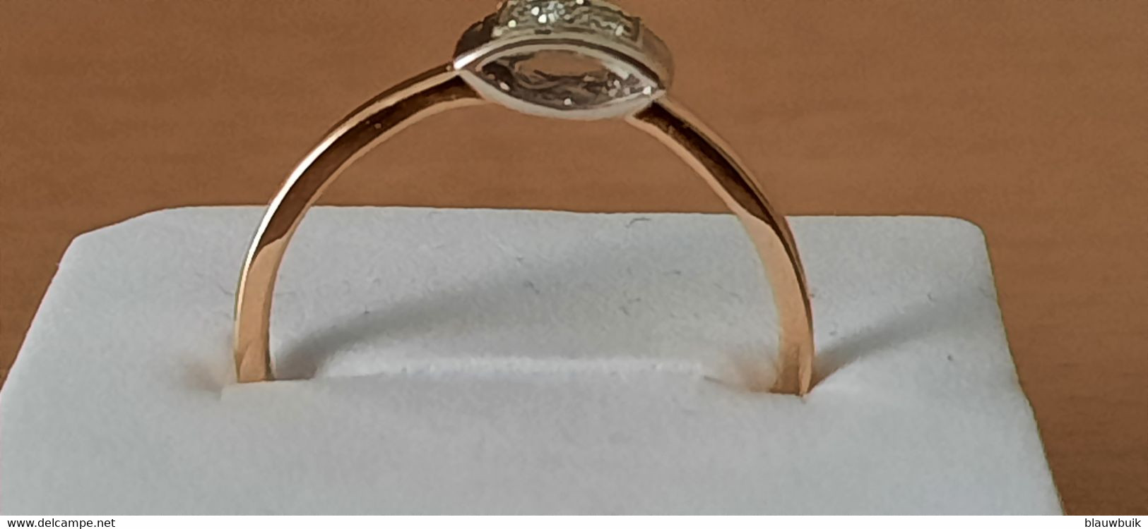 18K tweekleurige gouden ring met diamant