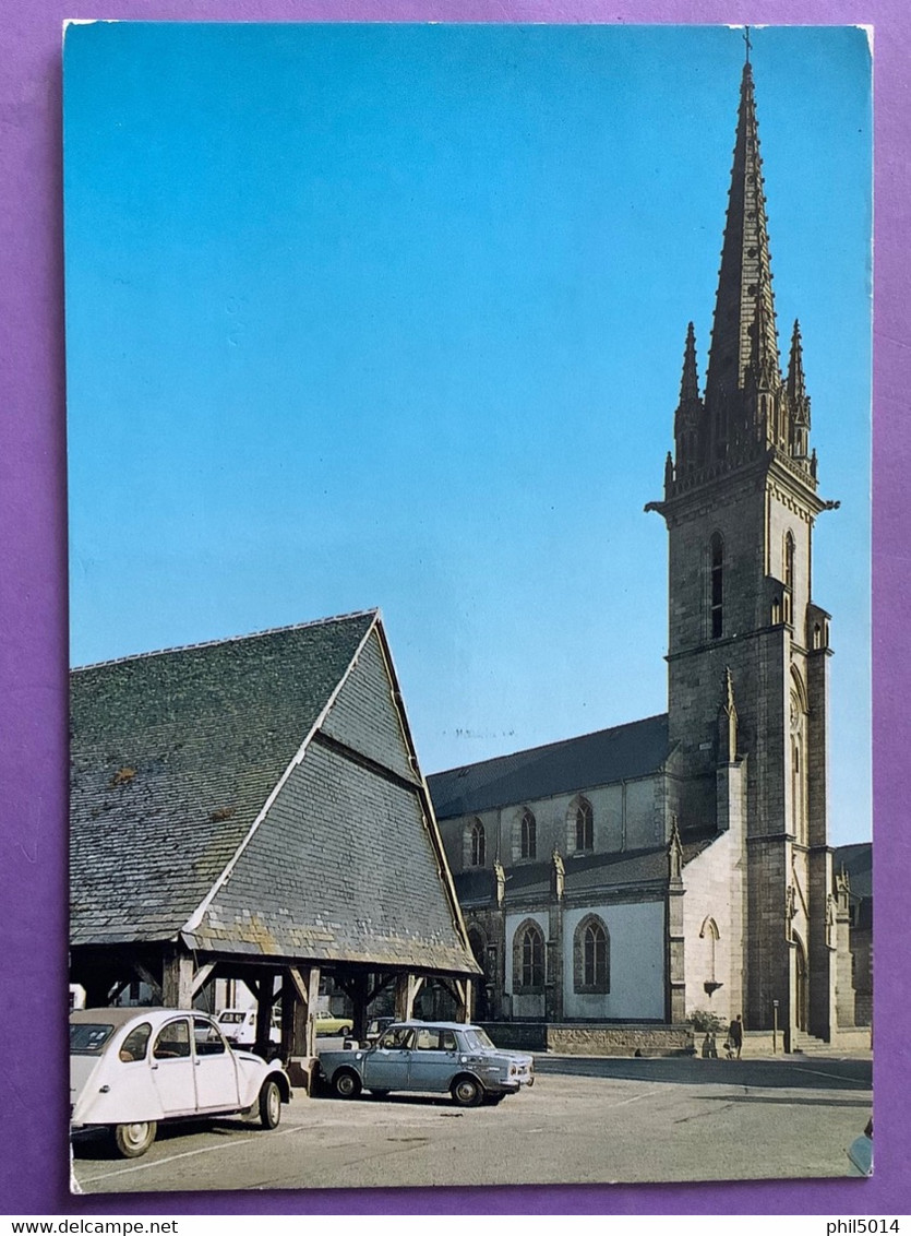 29   CPSM  PLOUESCAT   L’Eglise Et Les Halles  Voitures  Simca1000 Et Citroën 2ch     Bon état - Plouescat