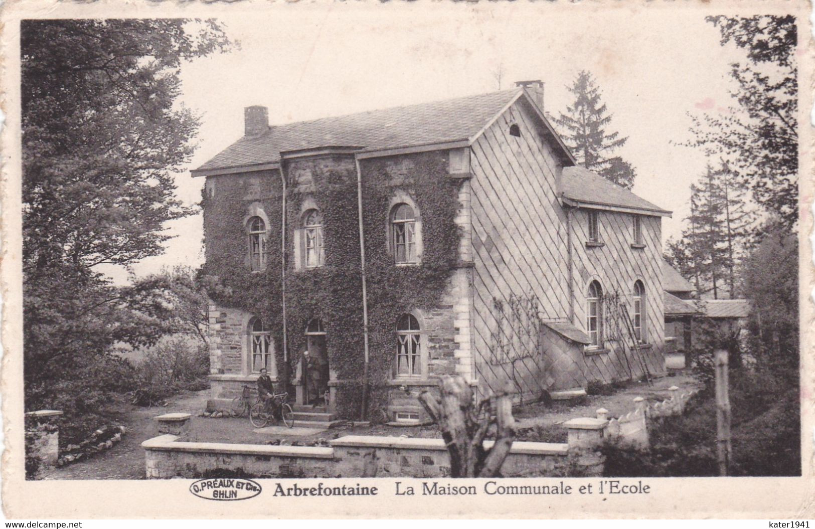 Arbrefontaine La Maison Communale Et L'ecole  Edit A Gilles - Lierneux
