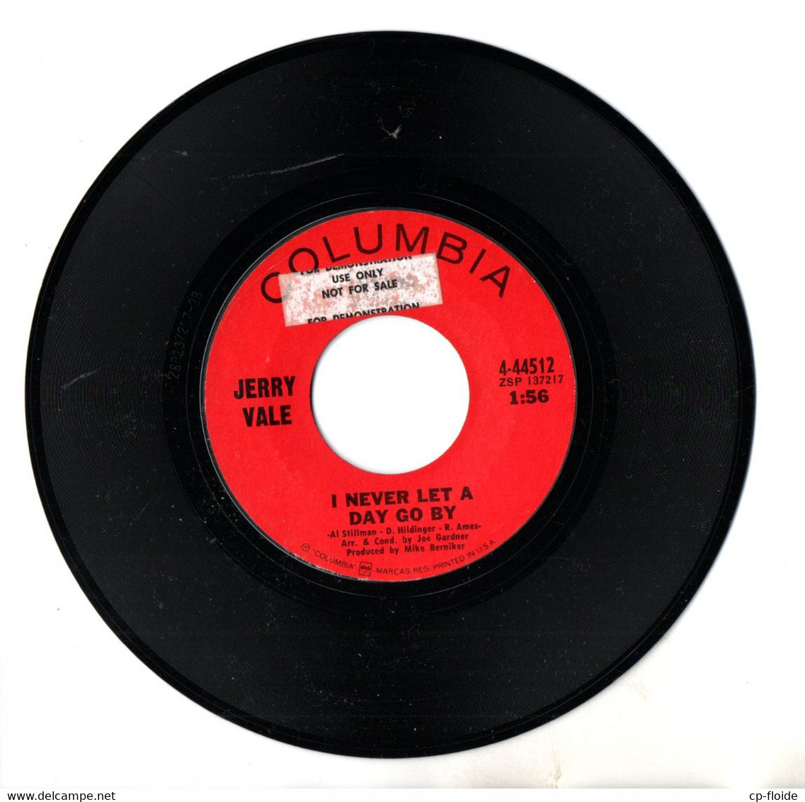 DISQUE 45T . JERRY VALE . " I NEVER LET A DAY GO BY " . " MY LOVE, FORGIVE ME " . DISQUE PROMO COLUMBIA - Réf. N°16D - - Country Et Folk