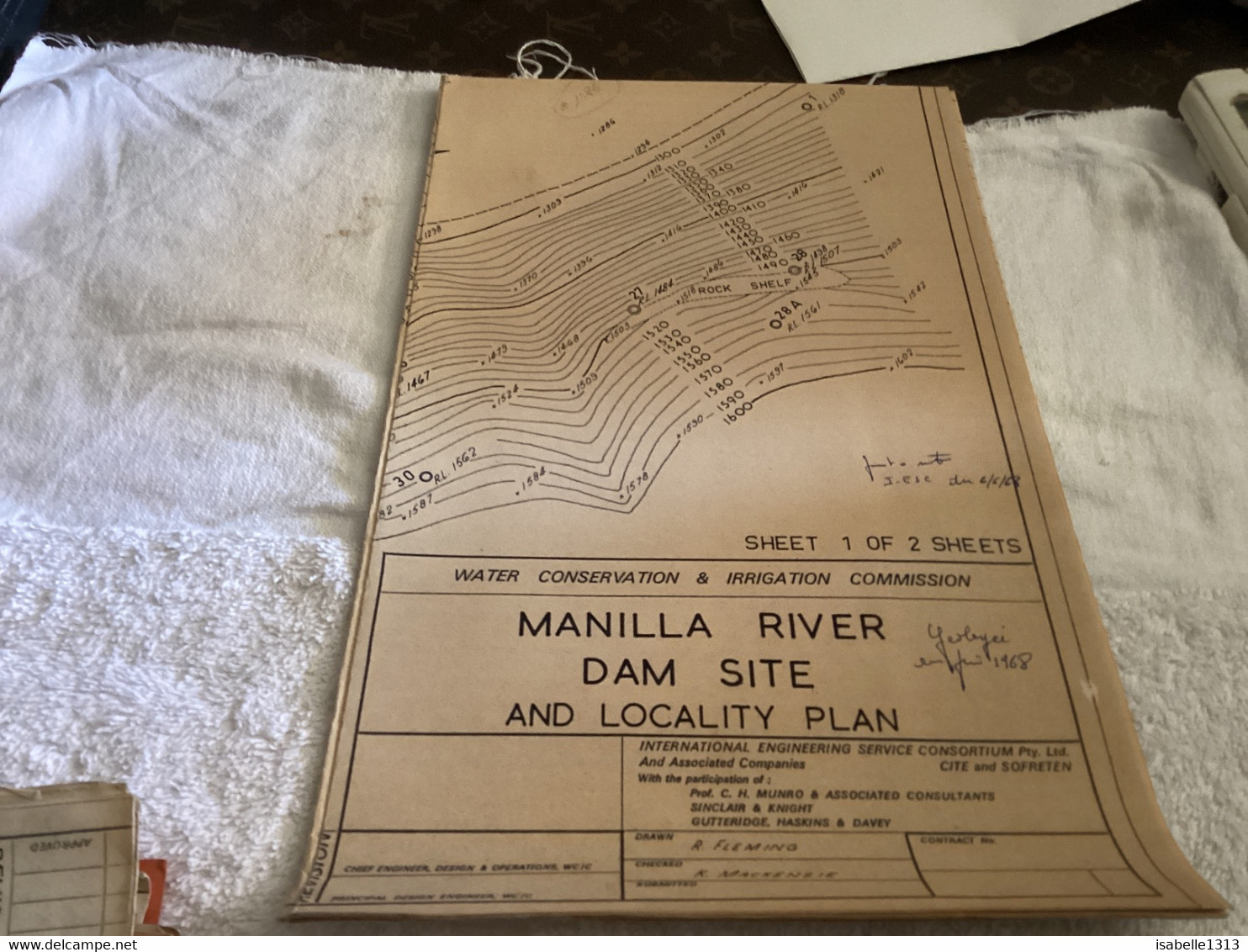 WATER CONSERVATION & IRRIGATION COMMISSION MANILLA RIVER UPSTREAM SITE FILL TYPE DAM. LAYOUT AND CROSS SECTIONS - Arbeitsbeschaffung