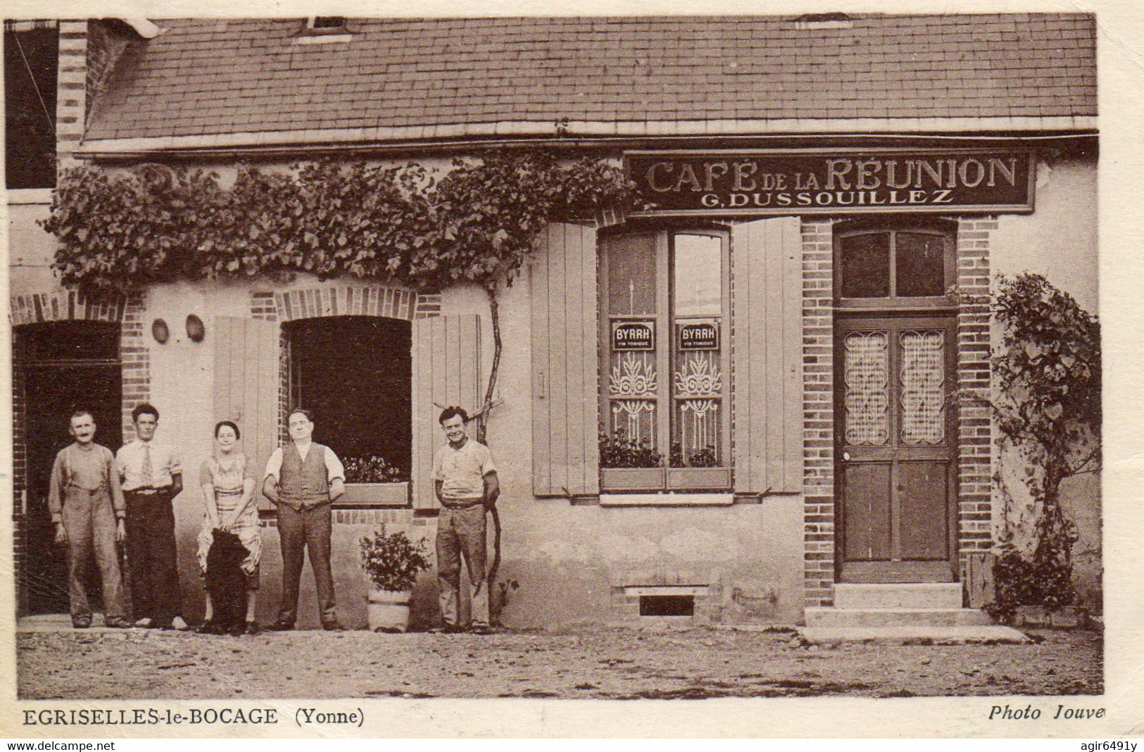 - EGRISELLES Le BOCAGE (89) -  Le Café De La Réunion G. Dussouillez  (bien Animée)   -27227- - Egriselles Le Bocage